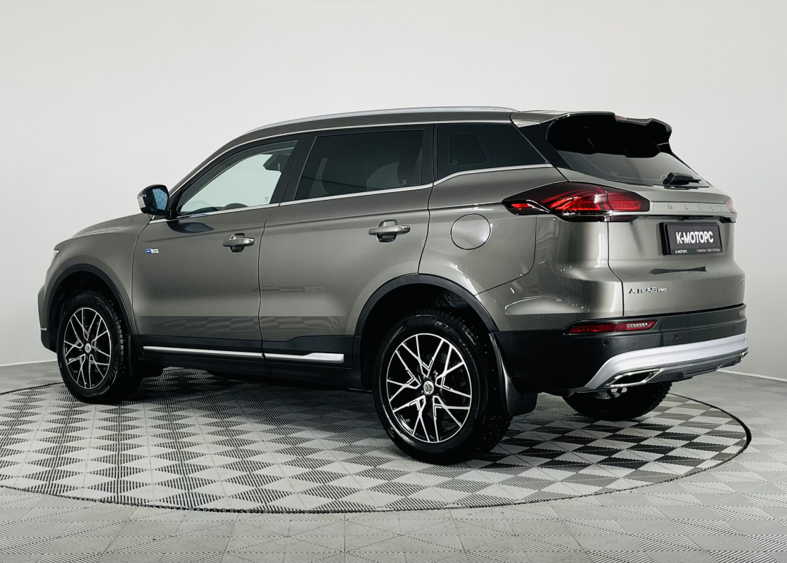 Geely Atlas Pro