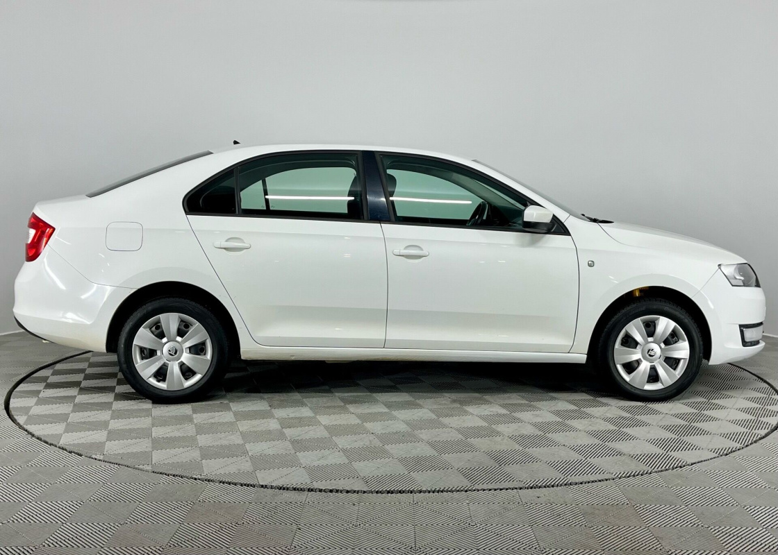 Skoda Rapid