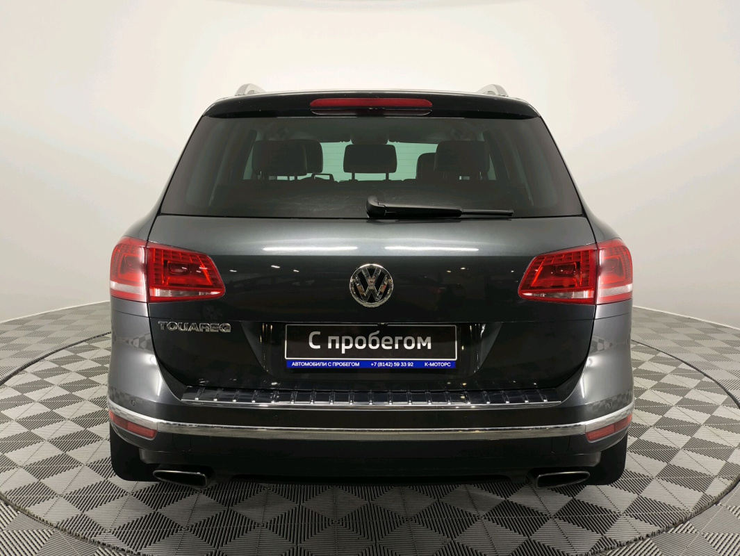 Volkswagen Touareg