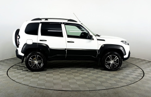 Lada (ВАЗ) Niva Travel
