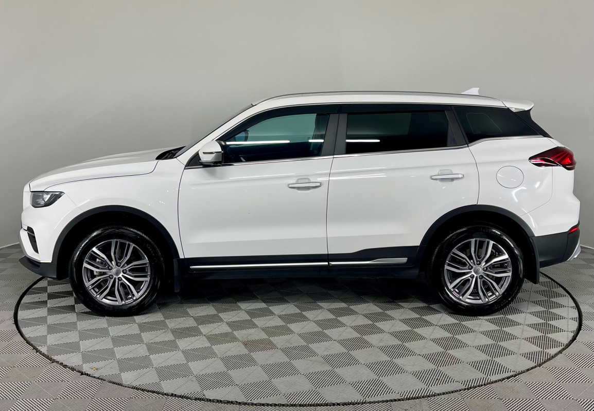 Geely Atlas Pro