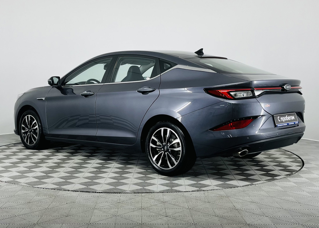 JAC J7