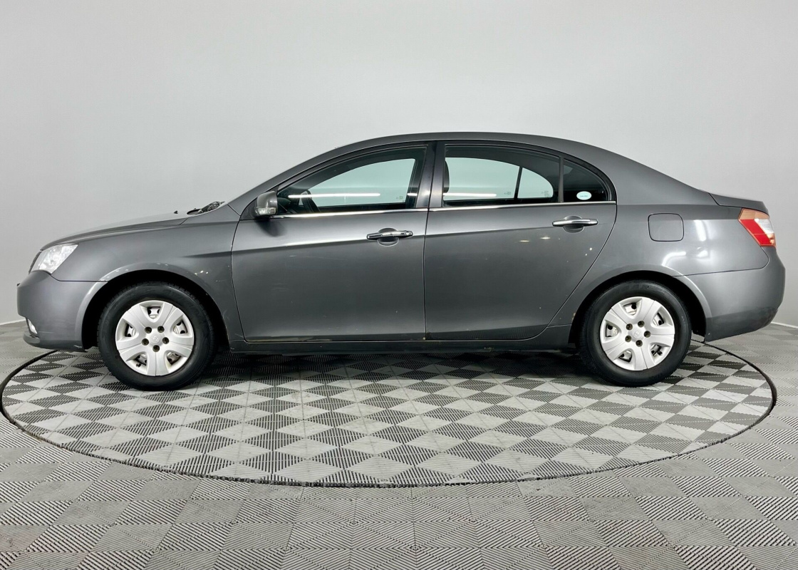 Geely Emgrand EC7