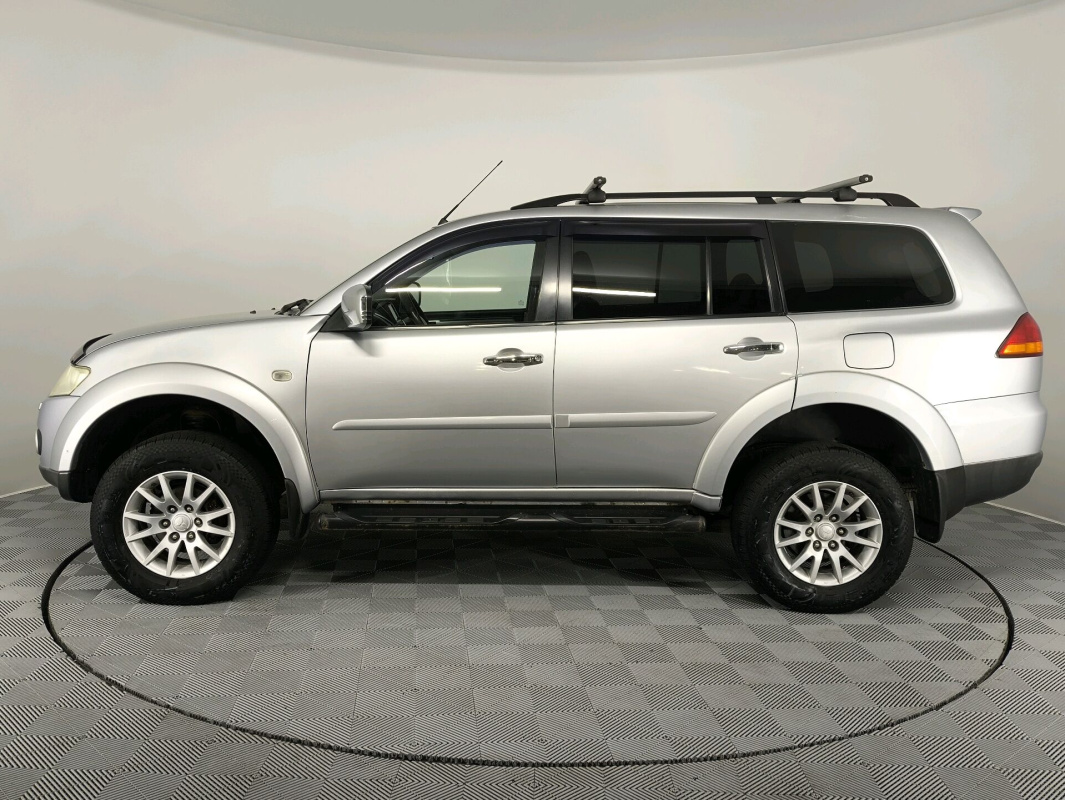 Mitsubishi Pajero Sport