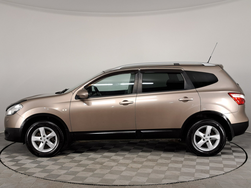 Nissan Qashqai+2