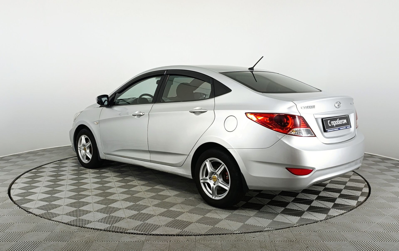 Hyundai Solaris