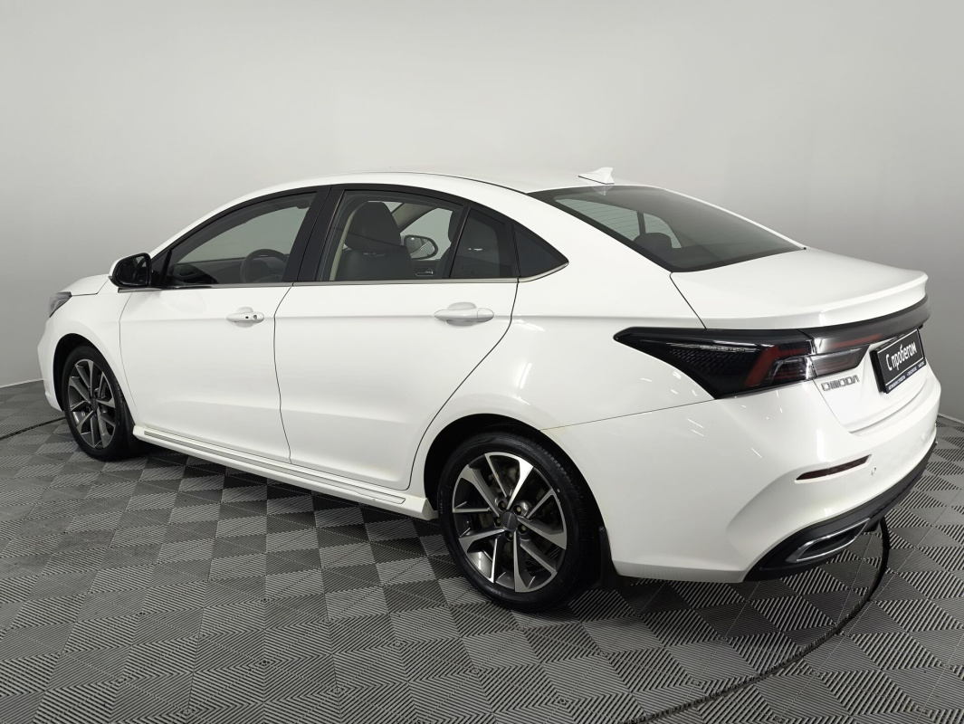 Omoda S5
