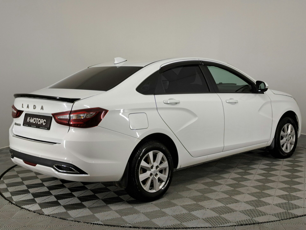 Lada (ВАЗ) Vesta