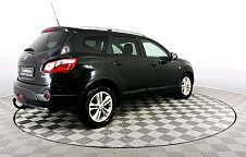 Nissan Qashqai+2