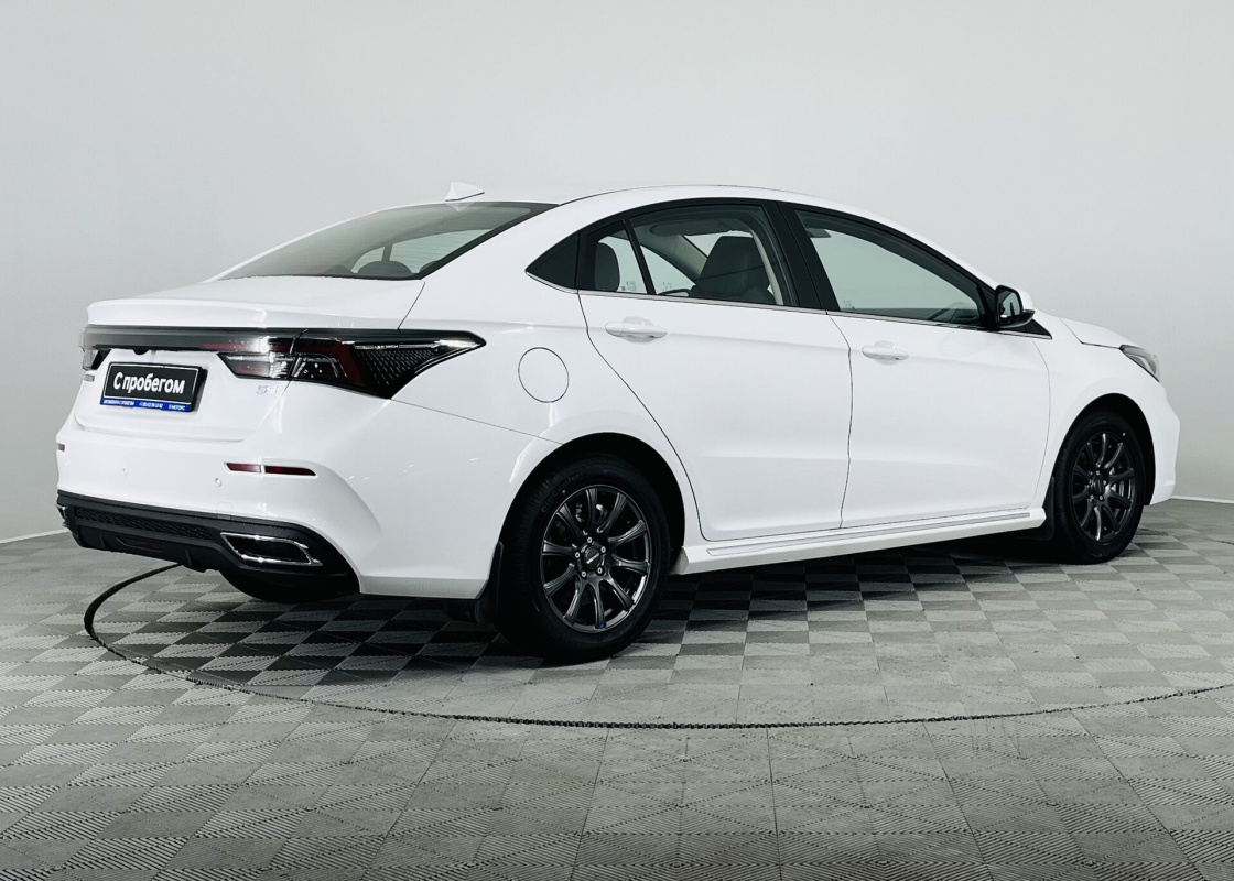 Omoda S5