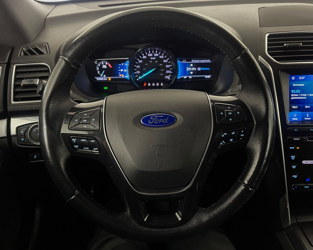 Ford Explorer