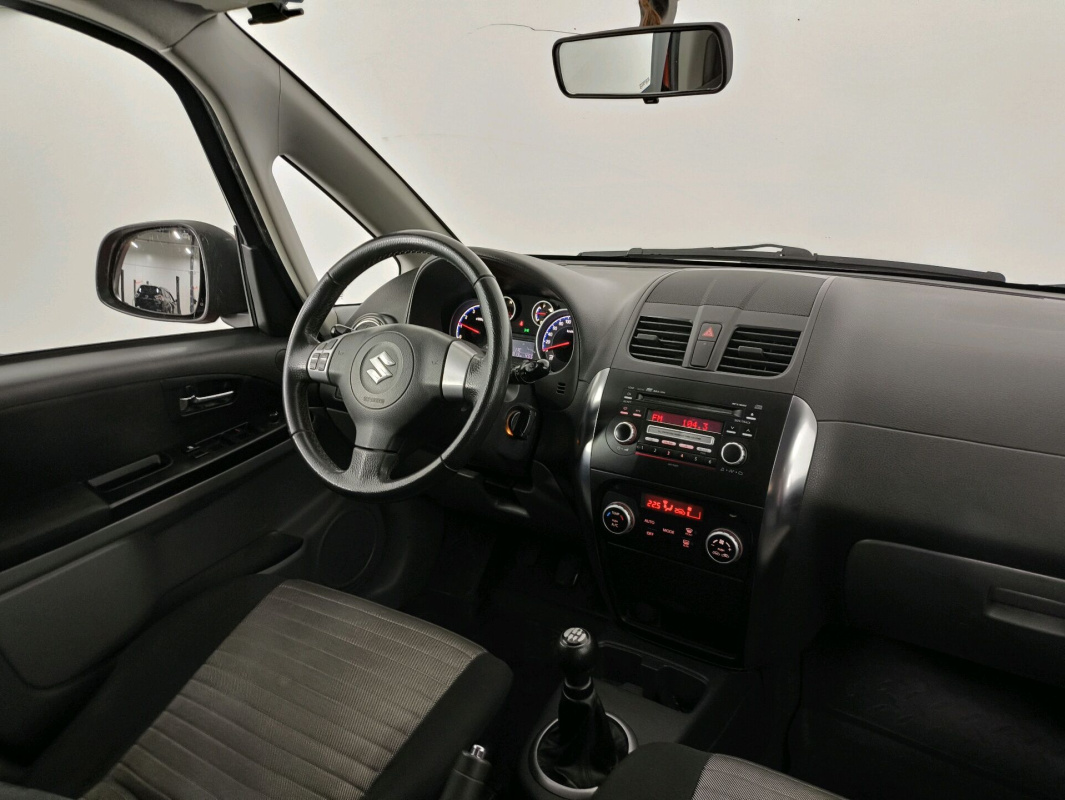 Suzuki SX4