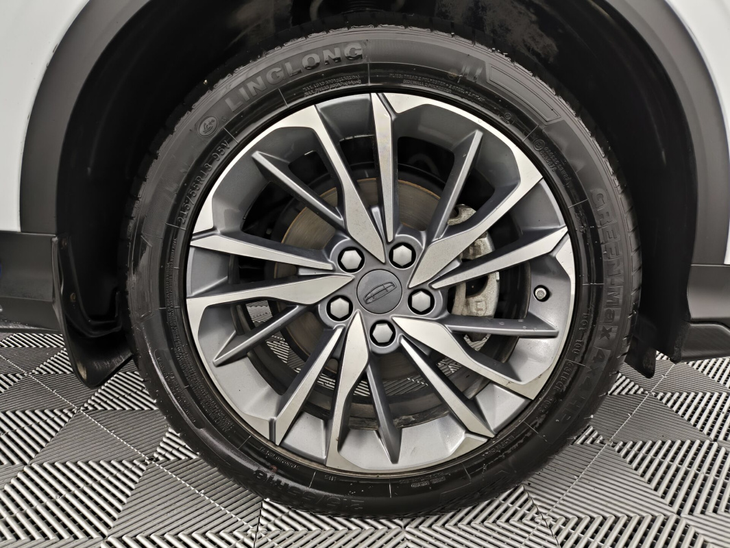 Geely Coolray