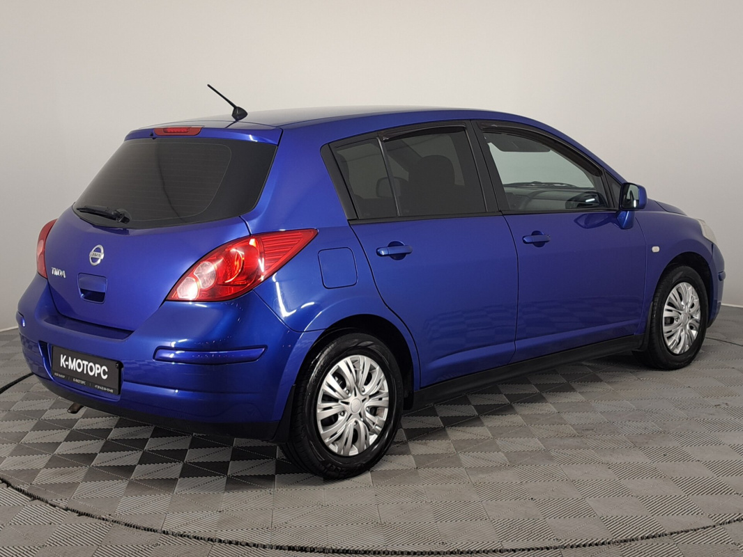 Nissan Tiida