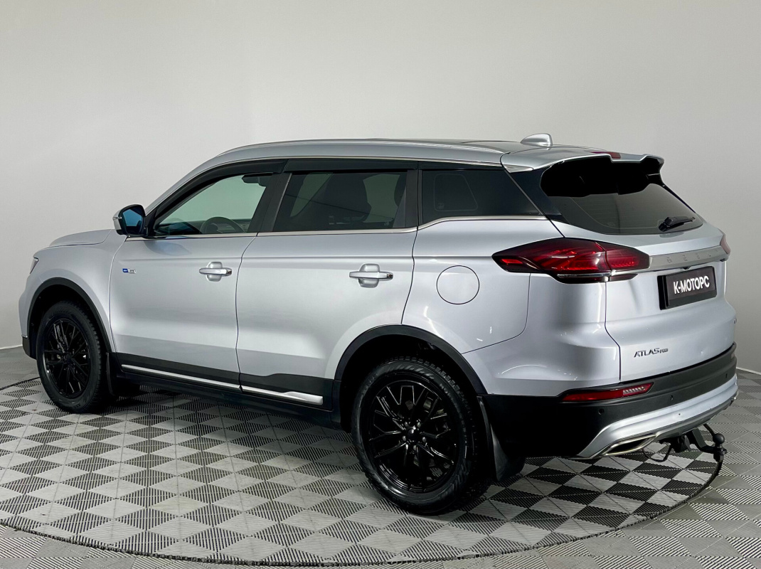 Geely Atlas Pro