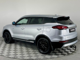 Geely Atlas Pro