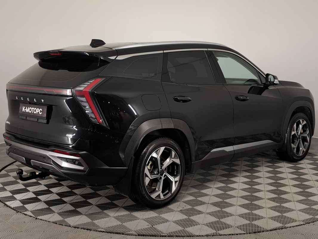 Geely Atlas