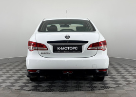 Nissan Almera