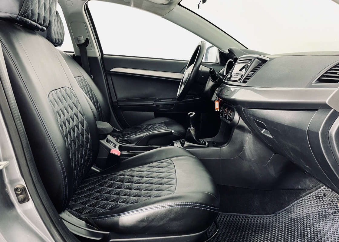 Mitsubishi Lancer