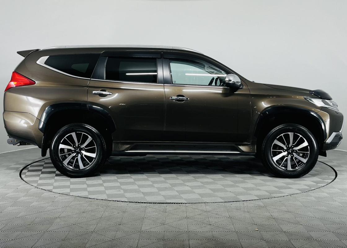Mitsubishi Pajero Sport