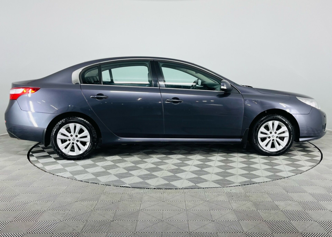 Renault Latitude