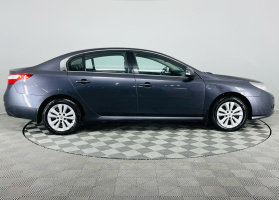 Renault Latitude