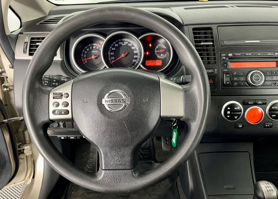 Nissan Tiida