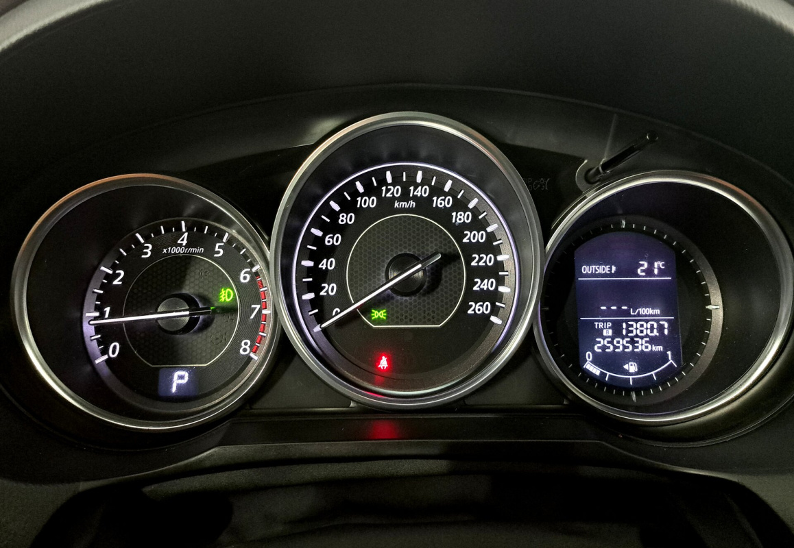 Mazda 6