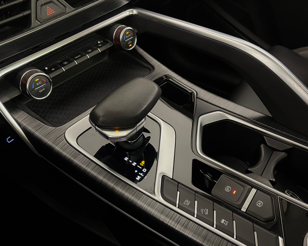 Geely Tugella