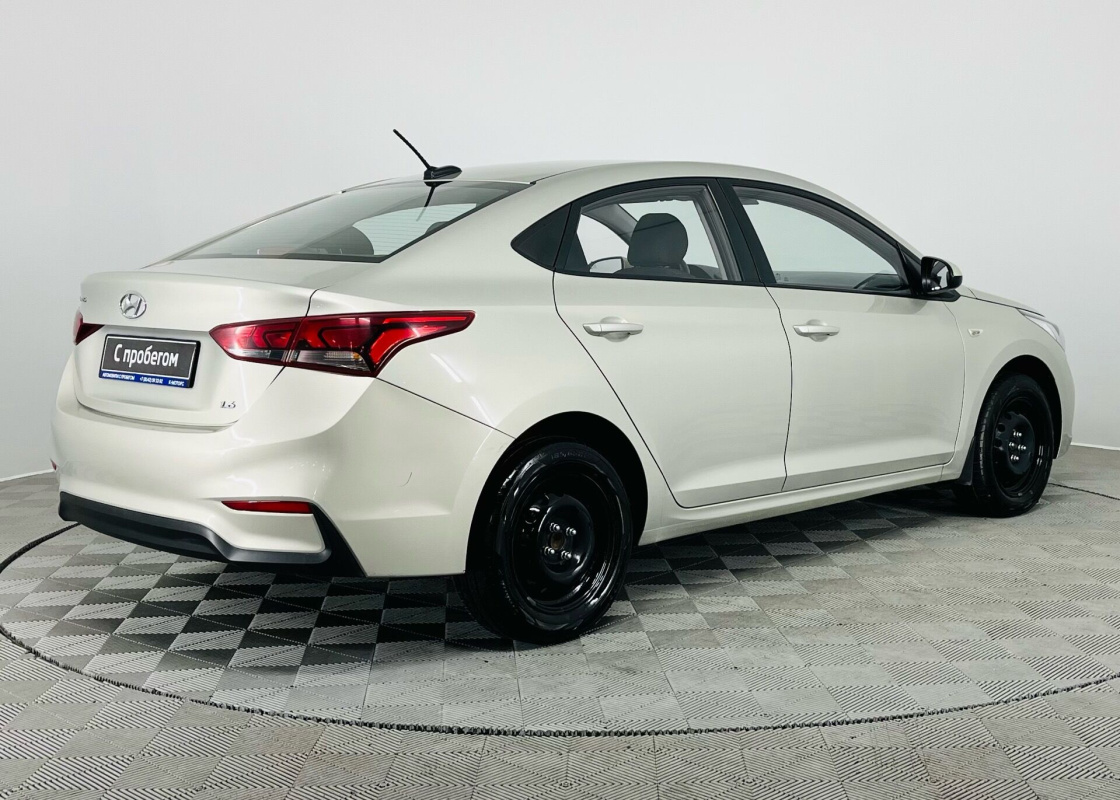 Hyundai Solaris