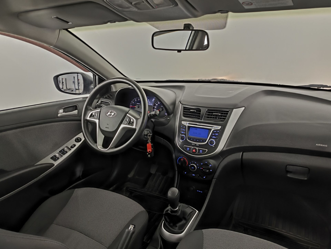 Hyundai Solaris