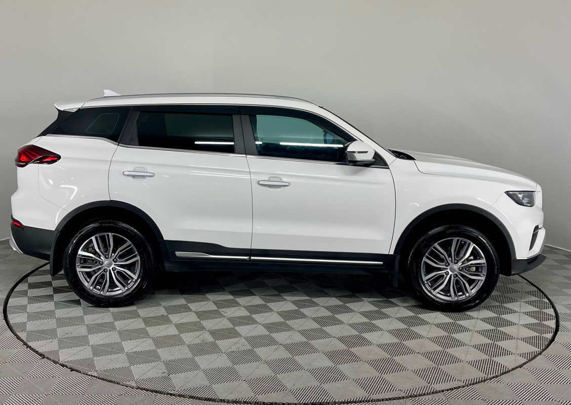 Geely Atlas Pro