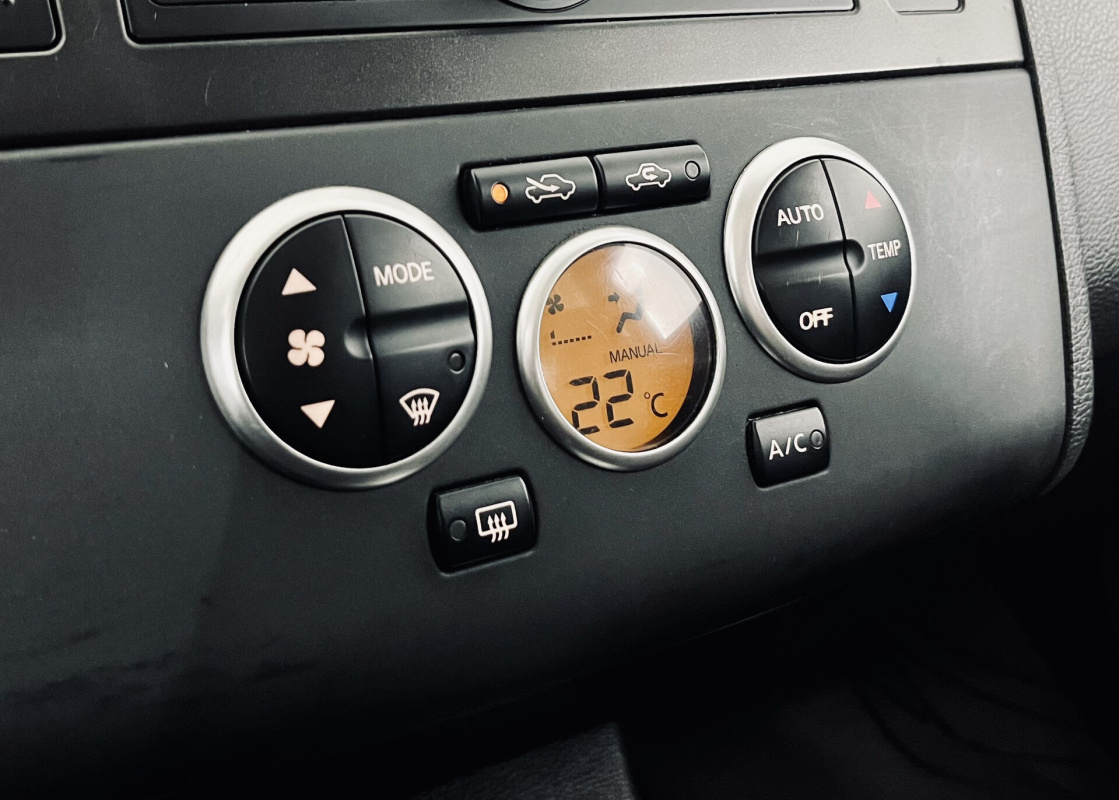 Nissan Tiida