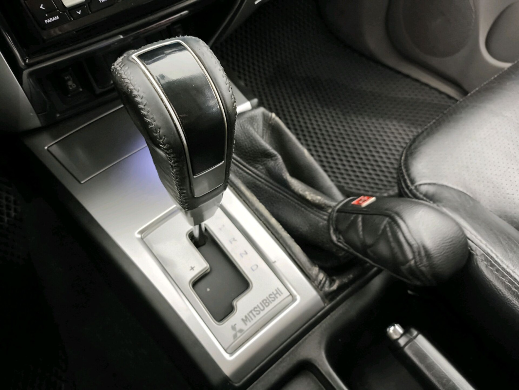 Mitsubishi Pajero Sport