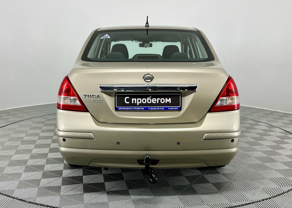 Nissan Tiida