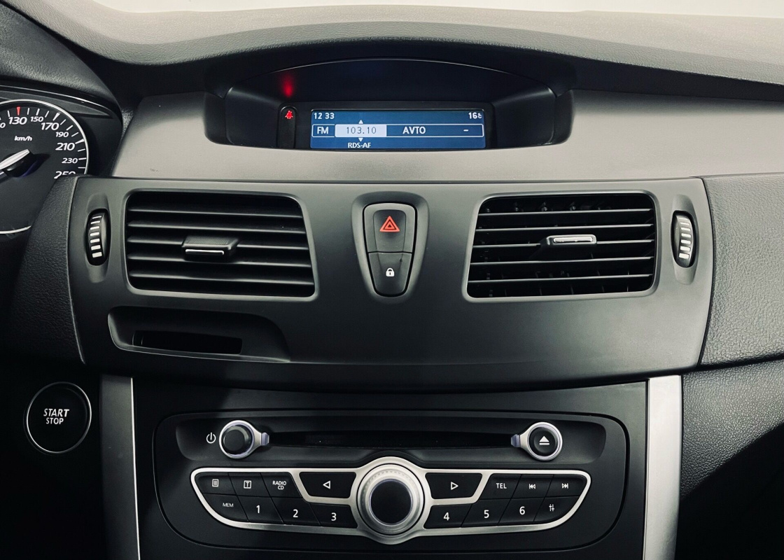 Renault Latitude