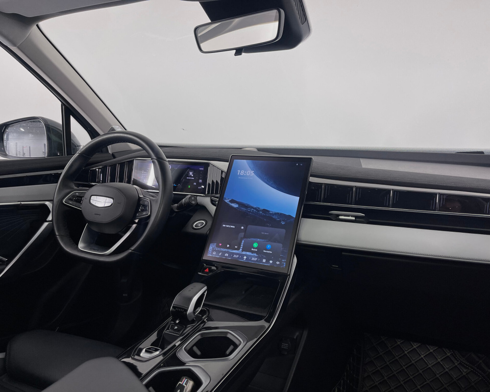 Geely Atlas
