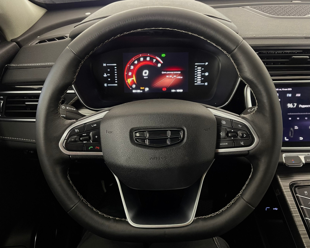 Geely Atlas Pro