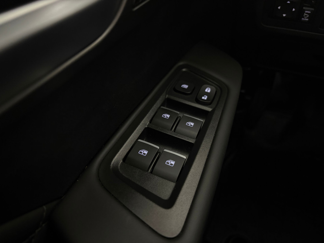 JAC T9