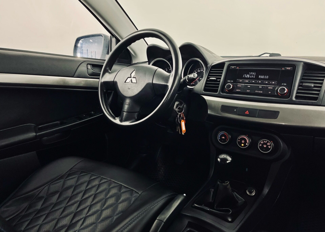 Mitsubishi Lancer