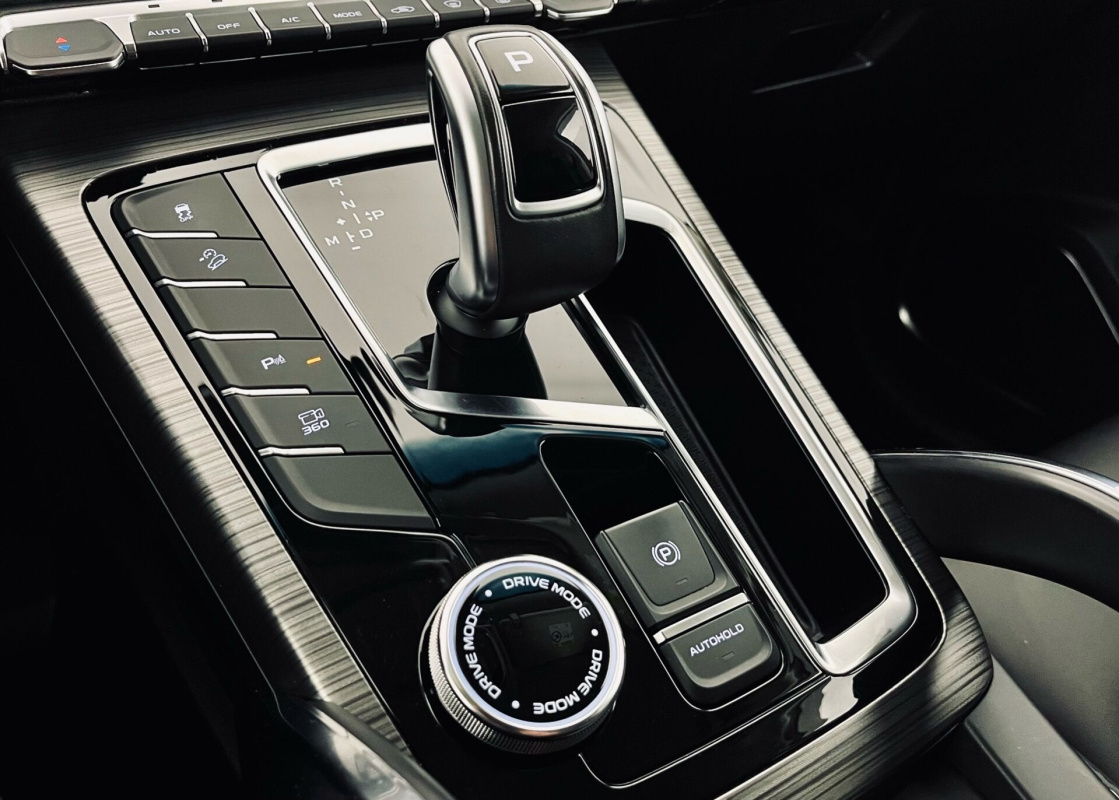 Geely Atlas Pro