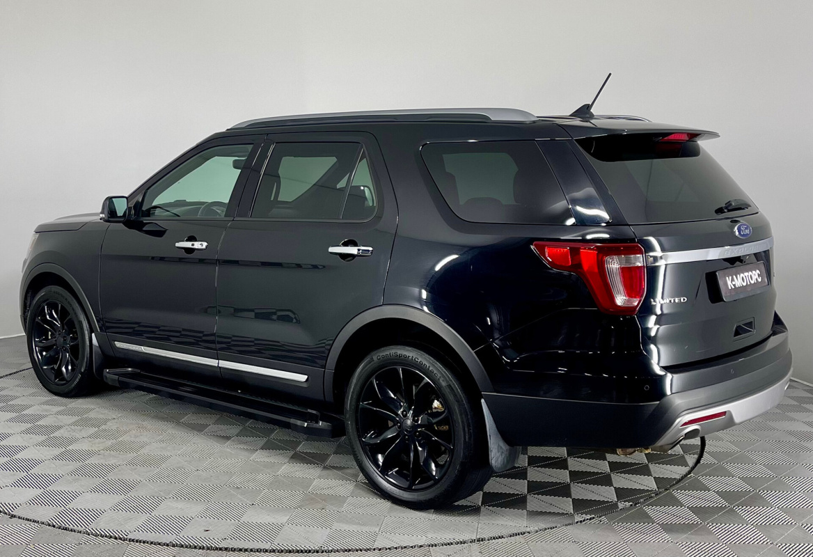 Ford Explorer