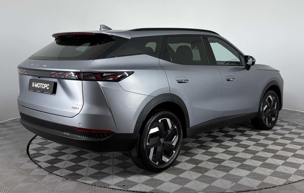 Omoda C7