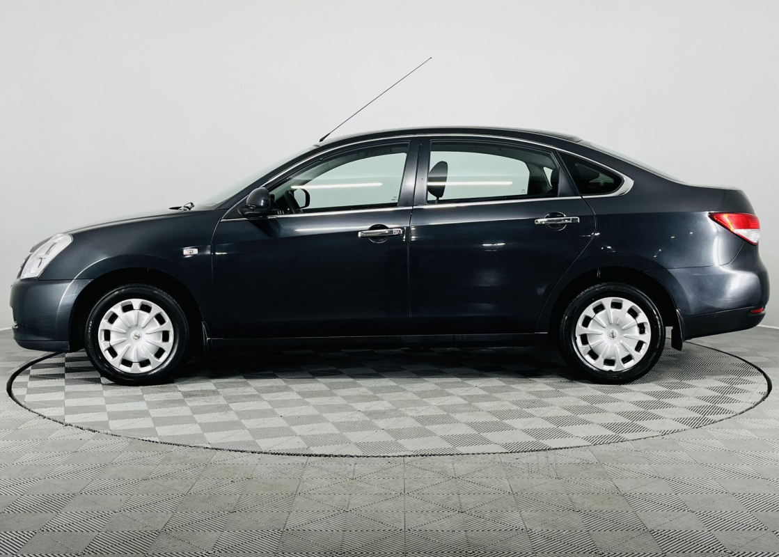 Nissan Almera