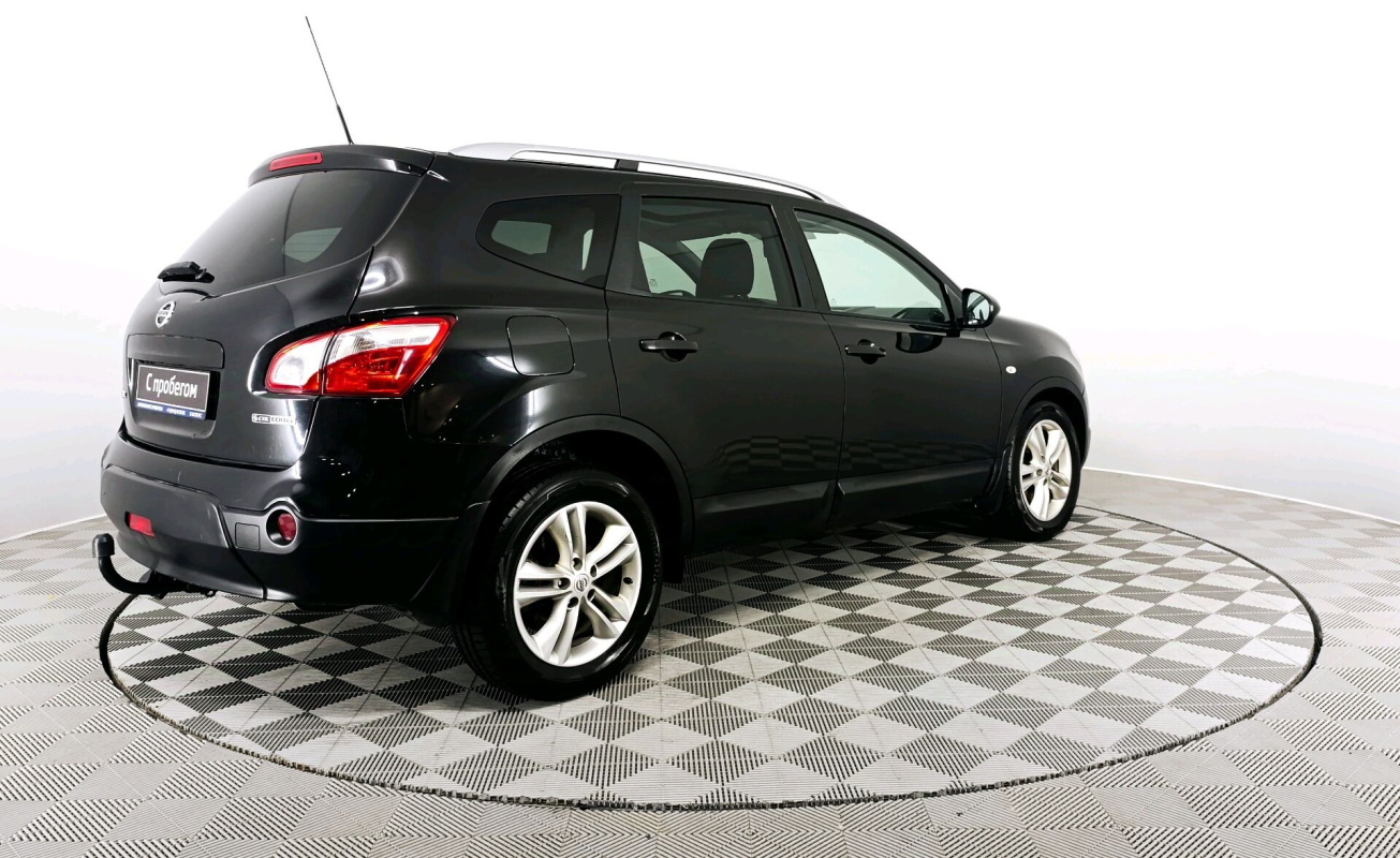 Nissan Qashqai+2