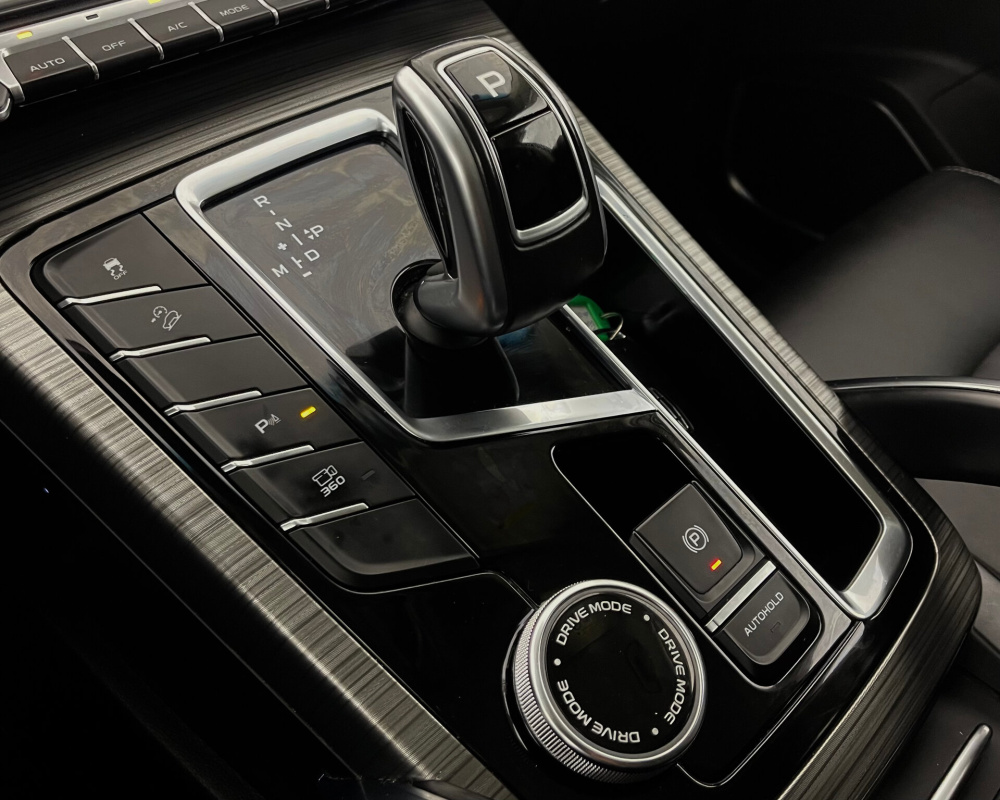 Geely Atlas Pro
