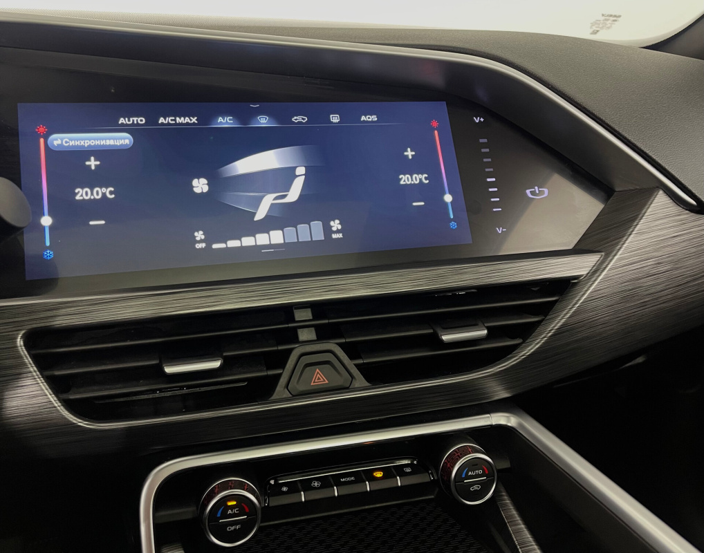 Geely Tugella