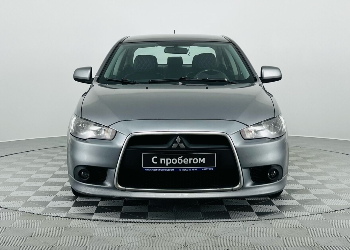 Mitsubishi Lancer