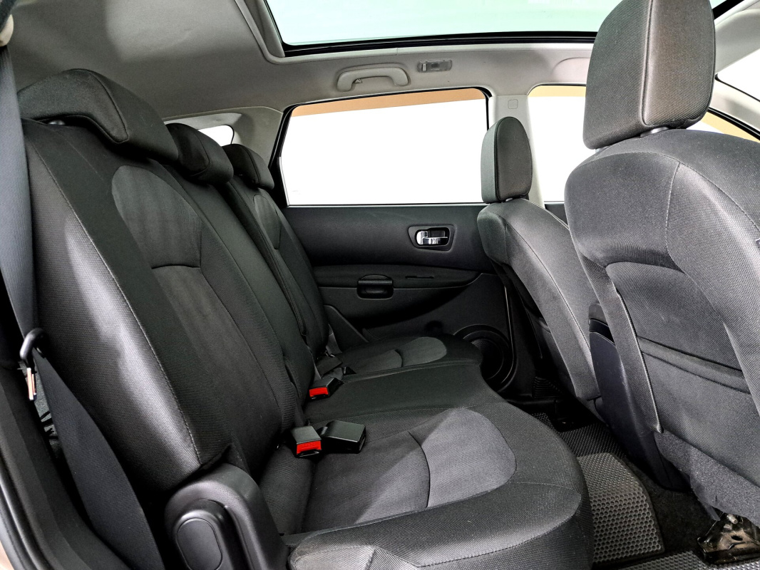 Nissan Qashqai+2