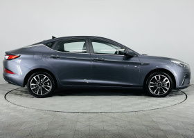 JAC J7